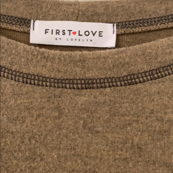 Sweater - Picture 3 of 3